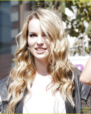 Bridgit Mendler