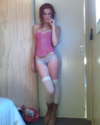 Kate Bosworth - Fappening 2 - New Leaked Personal Photos #32479731