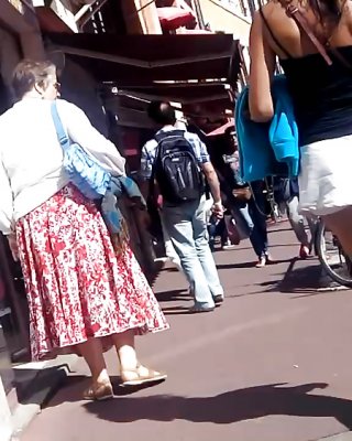 素敵な女の子の白いドレス jupe balnche
 #28875947