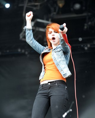 Hayley Williams Is Fucking Sexy!