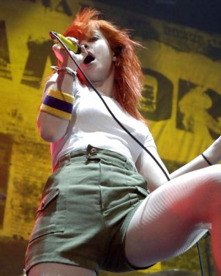 Hayley Williams Is Fucking Sexy!