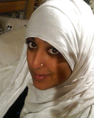 Pakir Und Hijab #33593349