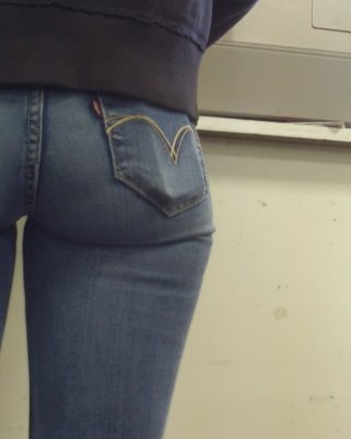 Popular Teen Girls Ass & Butt In Jeans Part 3