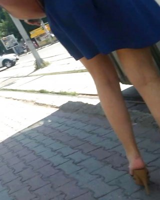 Spion Sexy Teenager Rock Und Füße Rumänisch #29623316