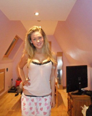 Glasgow Hollie H Pt2 #27853797