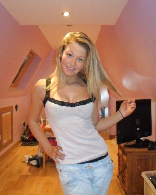 Glasgow Hollie H Pt2 #27853810