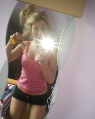 Glasgow Hollie H Pt2 #27853941