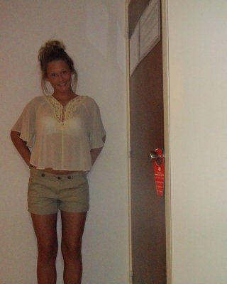 Glasgow Hollie H Pt2 #27853998