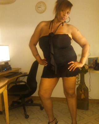 Negra bbw 
 #29034303