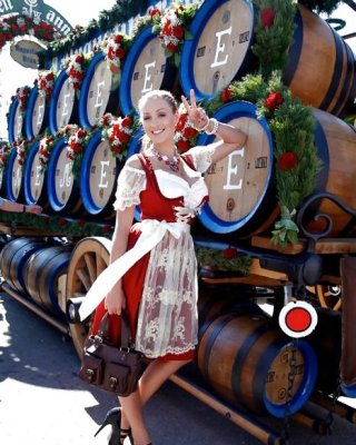 Jordan Carver Oktoberfest