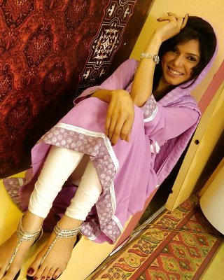 Sexy Muslim News Reader Shazziya for BIG BLACK COCKS #22937194