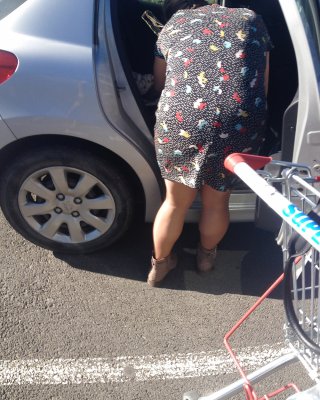 Supermarche RENNES sexy legs  jolie collant et jambes #32078062