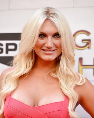 Brooke Hogan at Guys Choice Awards #23593098