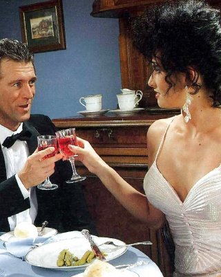 Sh Retro Sex Nach Dem Abendessen Im Weißen Kleid Und Strümpfe #27997195