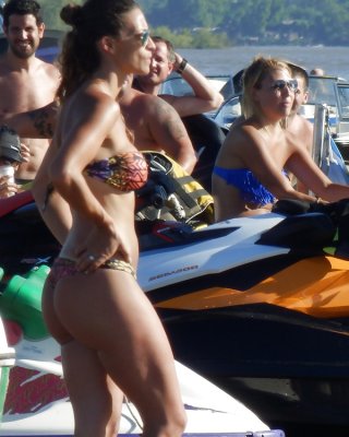 Argentinian Bikini Candids