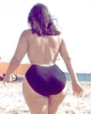 Candid Mature Bikini - Butt Voyeur - Beach Booty