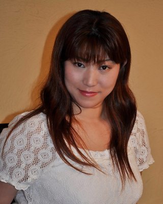 Fatty asiatische milf kumi shibahara entkleiden und vibing ihren Schlitz
 #51217175