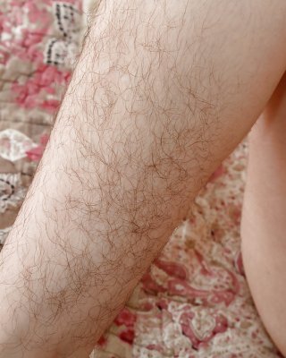 Aged Brunette Female Simone Delilah Showing Off Hairy Pits And Legs