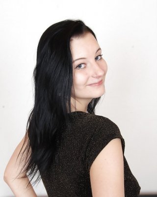 Masturbierende Action mit fabelhaftem dunkelhaarigem Babe in sexy Strümpfen hanna
 #51727204