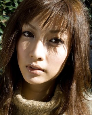 Schönes asiatisches Teenager-Babe zieht langsam alle ihre Kleider aus
 #51207217