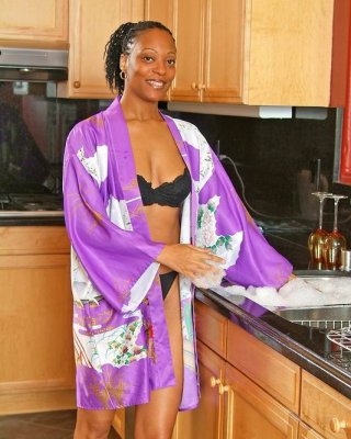 Ebony Kitchen Xxx - Mature ebony housewife showing black ass &amp; pussy in the kitchen Porn  Pictures, XXX Photos, Sex Images #3116471 - PICTOA