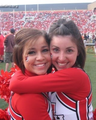 Echte College Cheerleader
 #75470796