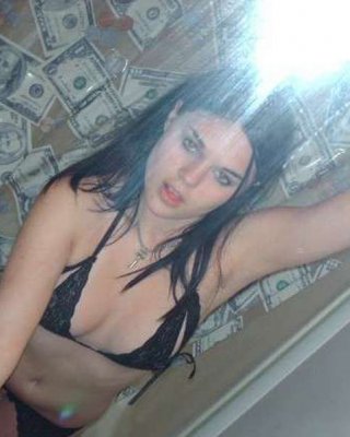 Bilder von einem camwhoring babe in ihren schwarzen Dessous
 #75717119