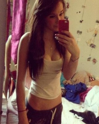 Hotties necken ihren Freund auf Cam, indem sie sexy posieren
 #76129768