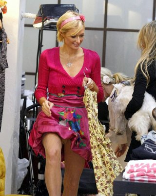 Paris Hilton Showing Panties Upskirt Paparazzi Pix