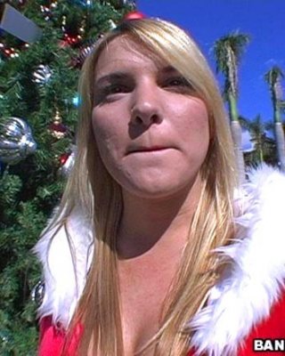 Mein Weihnachtsgeschenk....ein schöner großer Arsch....drei Mal!!!
 #68732089