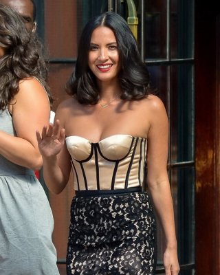 Olivia Munn In Strapless Dress Heading To 'The Late Show With David Letterman' I