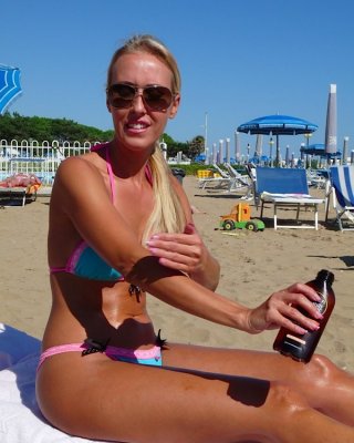 Kamilla Towel Is A Hot Blond Sexy Woman From Czech Republic