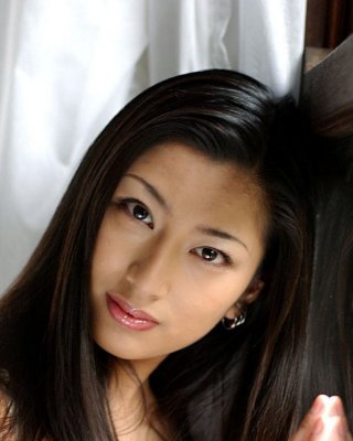 セクシーなAV女優、浅川梨奈を間近で見る
 #69853106