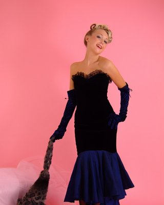 Pin up babe striptease
 #72804592