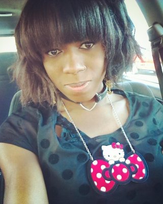 Ebony Ts Car Selfies