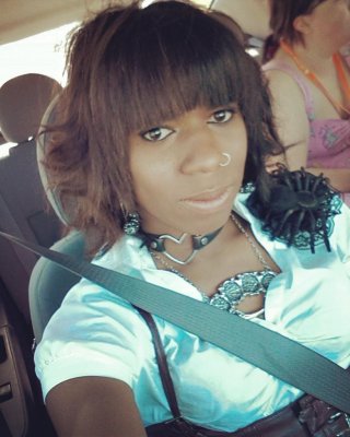 Ebony Ts Car Selfies