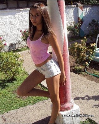 gallery non topless 