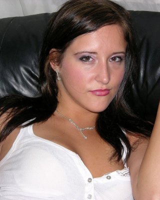 Nacktes Amateur-Fotoshooting mit Sarah V Model
 #67597190