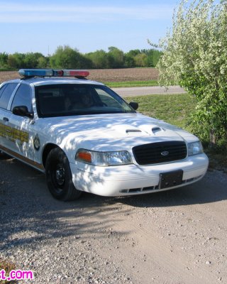 Melissa Midwest Goes Wild On The Road In A Cop Car