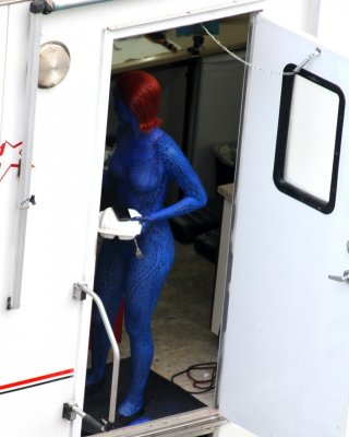 Jennifer Lawrence Mystique Porn - Jennifer Lawrence fully nude with Mystique makeup on the X-Men set in  Montreal Porno Fotos, XXX Fotos, Imagens de Sexo #3234699 - PICTOA