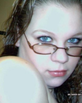 Bilder von einem Amateur mollig camwhoring babe
 #71718058