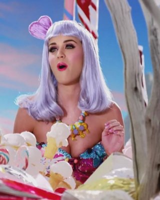 Katy perry auf der dream foundation feier in kalifornien
 #75248729