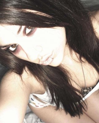 Bildzusammenstellung von heißen Emo-Girls
 #67650672