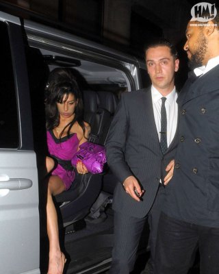 Amy Winehouse Upskirt And Downblouse Paparazzi Shoots