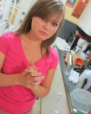 Kylee moore wird seinen Schwanz mit ihrem Mund reinigen
 #70182628