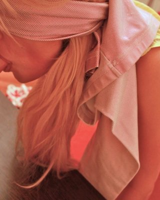 Schönes blondes Babe saugt an riesigem Schwanz
 #67533950
