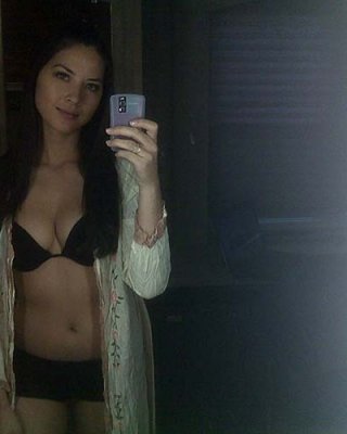 Olivia Munn Exposing Totally Nude Body On Stolen Private Photos