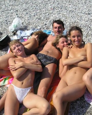 Unglaubliche FKK-Fotos
 #72286598