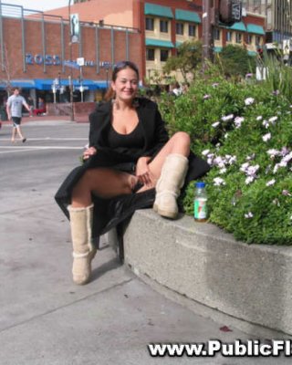 Super natural boobs flasher romps around the city baring bits
 #78915374