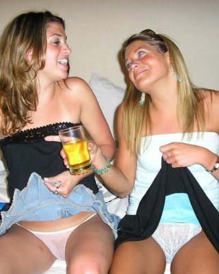 Amateur Drunk Upskirt - Drunk College Girls Upskirt Flashing Panties Pussies And Perky Tits Porn  Pictures, XXX Photos, Sex Images #3313450 - PICTOA
